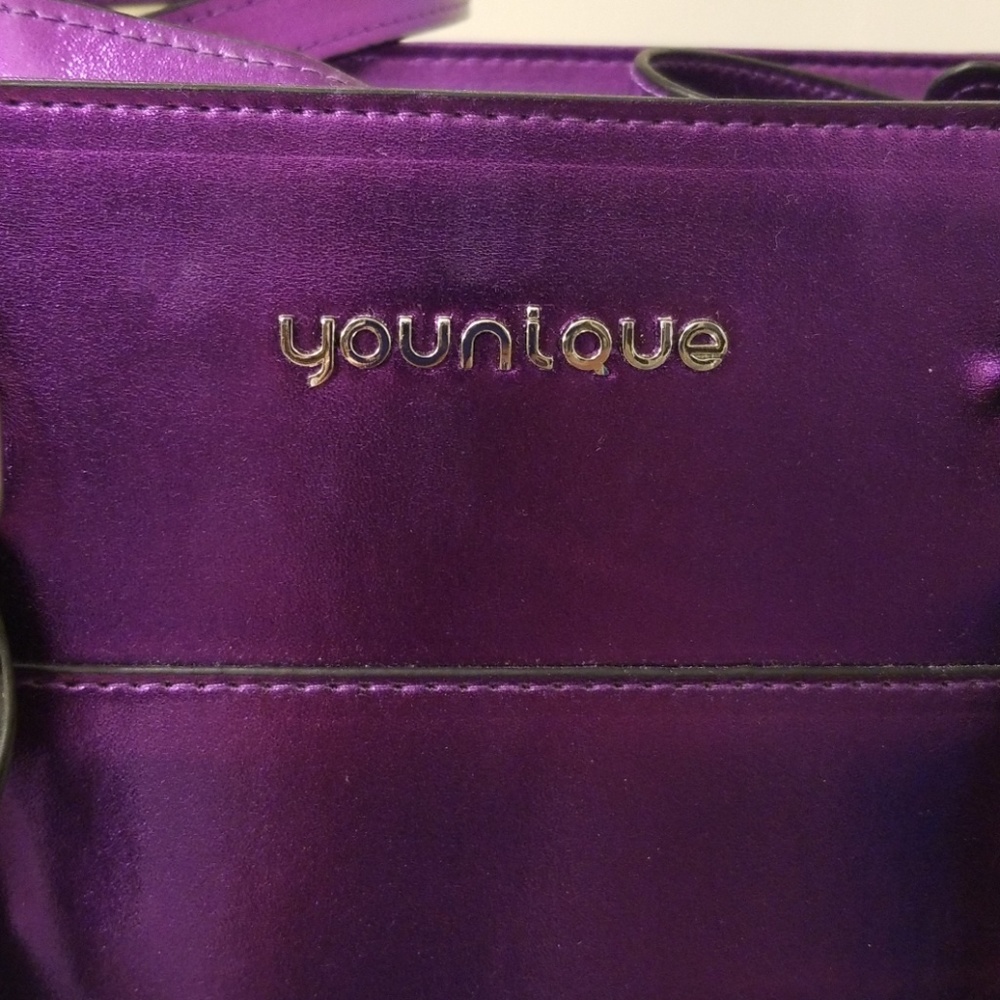 Purse - Picture 2 of 2